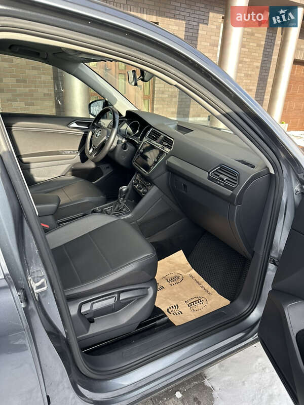 Внедорожник / Кроссовер Volkswagen Tiguan 2019 в Луцке