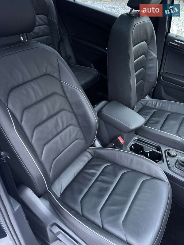 Позашляховик / Кросовер Volkswagen Tiguan 2019 в Луцьку фото 19 Позашляховик / Кросовер Volkswagen Tiguan 2019 в Луцьку