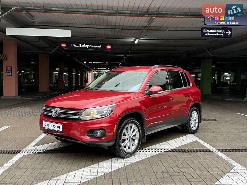 Внедорожник / Кроссовер Volkswagen Tiguan 2015 в Киеве