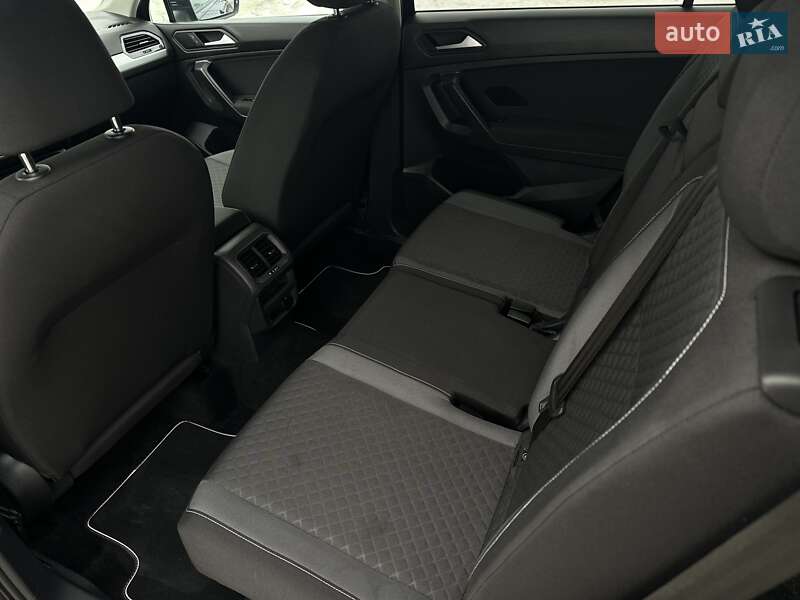 Внедорожник / Кроссовер Volkswagen Tiguan 2021 в Львове фото 37 Внедорожник / Кроссовер Volkswagen Tiguan 2021 в Львове