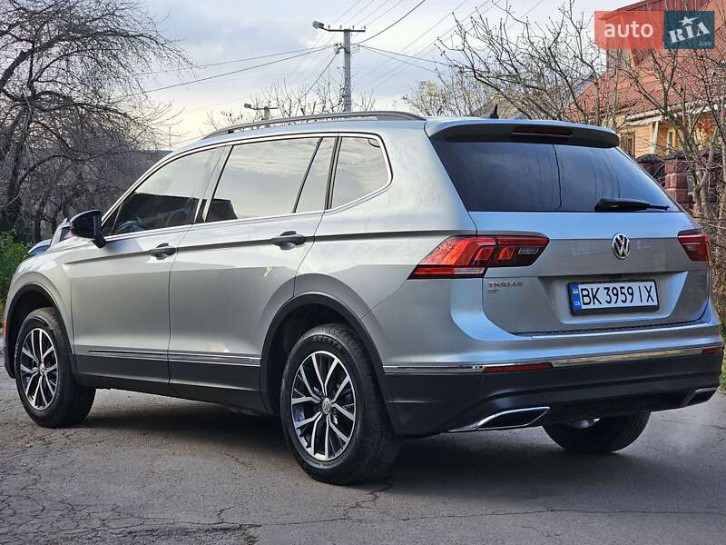 Внедорожник / Кроссовер Volkswagen Tiguan 2020 в Ровно