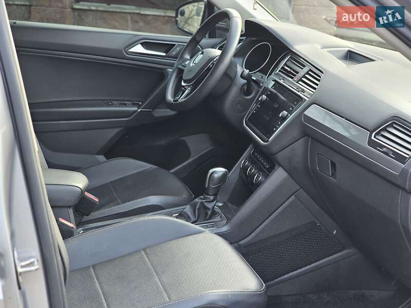 Внедорожник / Кроссовер Volkswagen Tiguan 2020 в Ровно