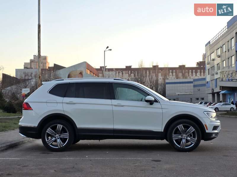 Позашляховик / Кросовер Volkswagen Tiguan 2020 в Кривому Розі фото 15 Позашляховик / Кросовер Volkswagen Tiguan 2020 в Кривому Розі
