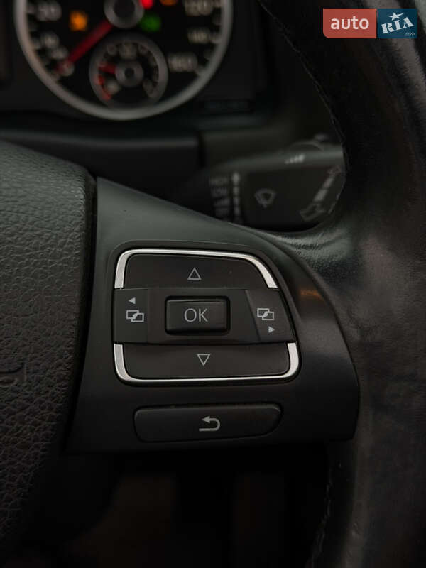 Внедорожник / Кроссовер Volkswagen Tiguan 2012 в Киеве