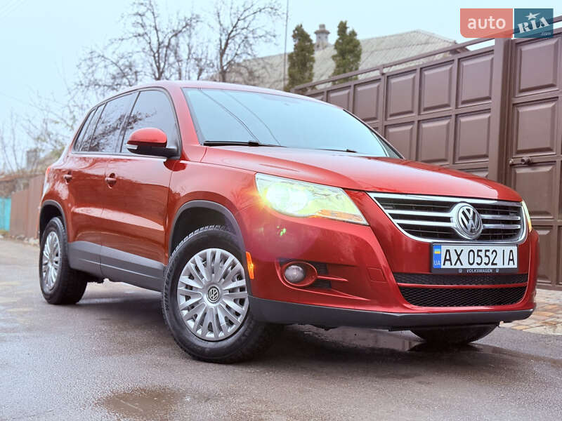 Внедорожник / Кроссовер Volkswagen Tiguan 2010 в Харькове фото 17 Внедорожник / Кроссовер Volkswagen Tiguan 2010 в Харькове