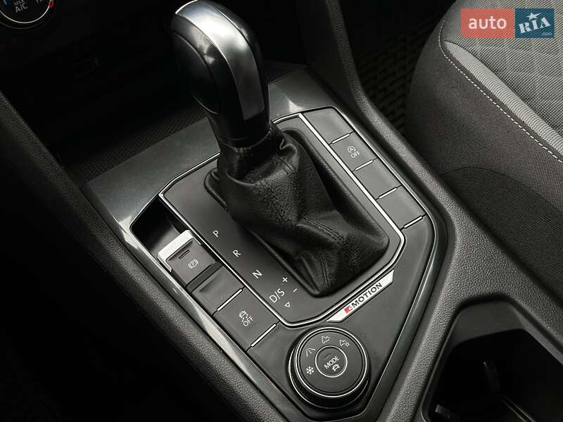 Внедорожник / Кроссовер Volkswagen Tiguan 2017 в Львове фото 54 Внедорожник / Кроссовер Volkswagen Tiguan 2017 в Львове