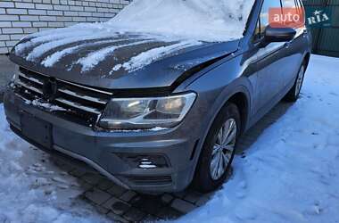 Внедорожник / Кроссовер Volkswagen Tiguan 2017 в Ходорове