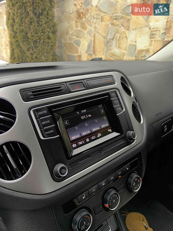 Внедорожник / Кроссовер Volkswagen Tiguan 2016 в Львове фото 16 Внедорожник / Кроссовер Volkswagen Tiguan 2016 в Львове