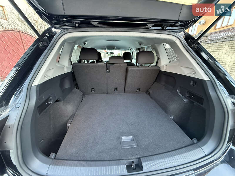 Внедорожник / Кроссовер Volkswagen Tiguan 2018 в Ровно