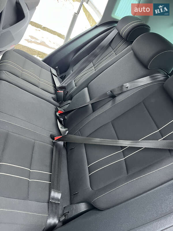 Внедорожник / Кроссовер Volkswagen Tiguan 2011 в Житомире