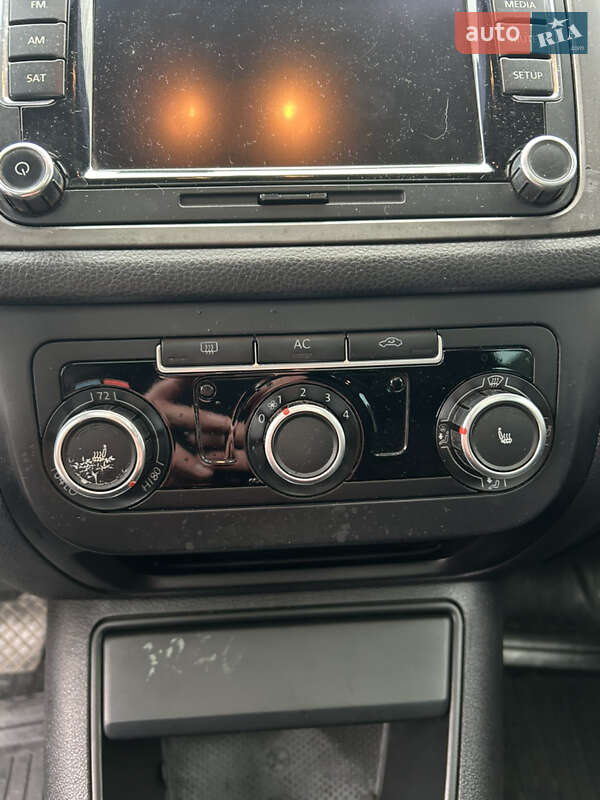 Внедорожник / Кроссовер Volkswagen Tiguan 2009 в Николаеве фото 34 Внедорожник / Кроссовер Volkswagen Tiguan 2009 в Николаеве