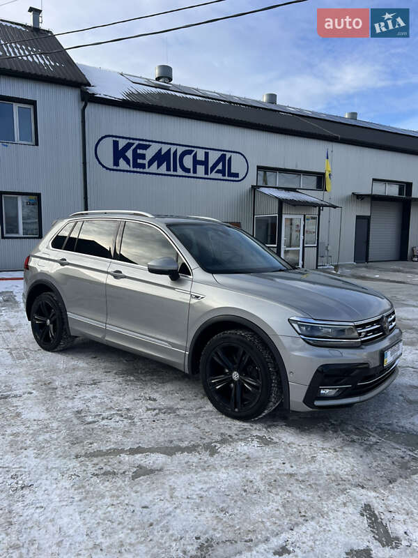 Внедорожник / Кроссовер Volkswagen Tiguan 2017 в Белой Церкви фото 7 Внедорожник / Кроссовер Volkswagen Tiguan 2017 в Белой Церкви