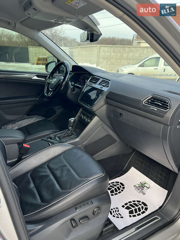 Внедорожник / Кроссовер Volkswagen Tiguan 2017 в Белой Церкви фото 23 Внедорожник / Кроссовер Volkswagen Tiguan 2017 в Белой Церкви