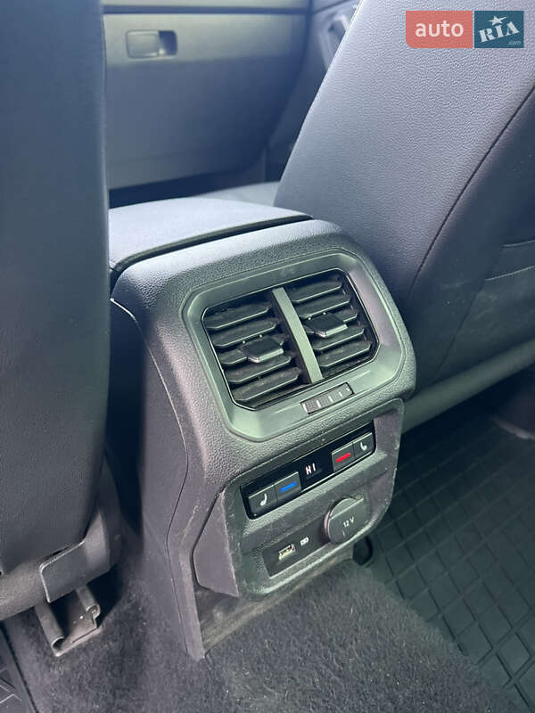 Внедорожник / Кроссовер Volkswagen Tiguan 2017 в Белой Церкви фото 35 Внедорожник / Кроссовер Volkswagen Tiguan 2017 в Белой Церкви