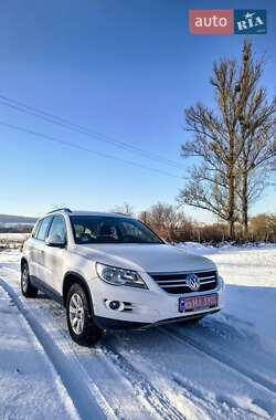Позашляховик / Кросовер Volkswagen Tiguan 2009 в Радивиліві