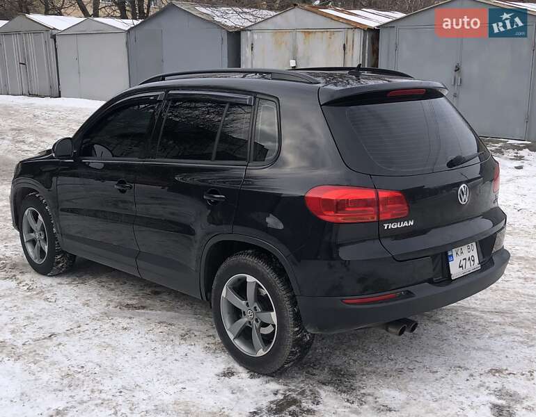 Внедорожник / Кроссовер Volkswagen Tiguan 2016 в Киеве фото 2 Внедорожник / Кроссовер Volkswagen Tiguan 2016 в Киеве