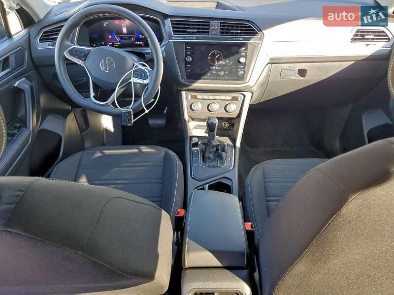 Внедорожник / Кроссовер Volkswagen Tiguan 2024 в Львове