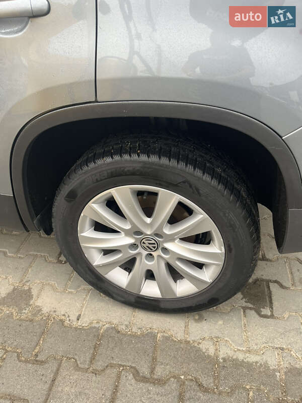 Позашляховик / Кросовер Volkswagen Tiguan 2008 в Чернівцях фото 12 Позашляховик / Кросовер Volkswagen Tiguan 2008 в Чернівцях