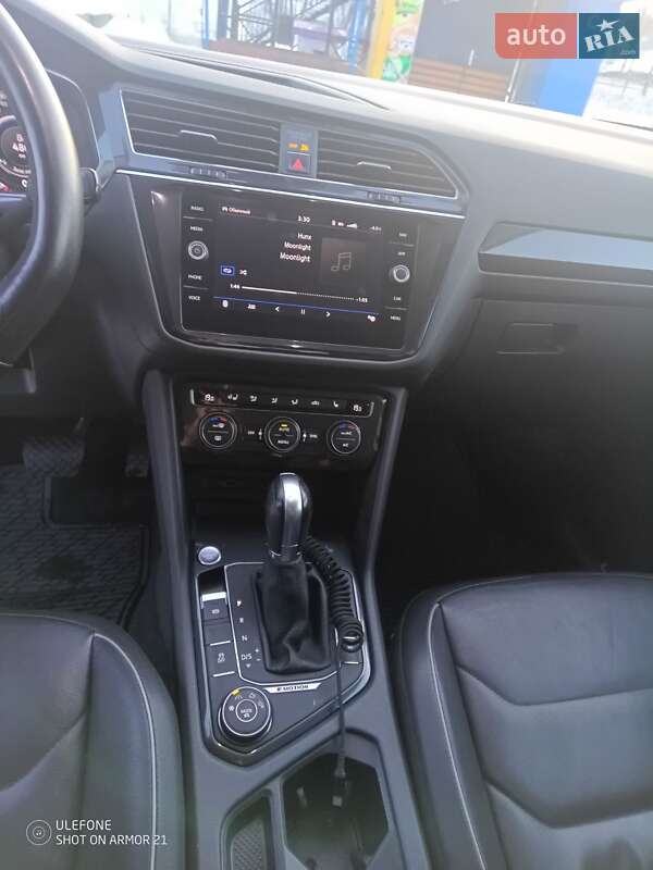 Внедорожник / Кроссовер Volkswagen Tiguan 2018 в Чугуеве