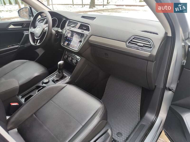Внедорожник / Кроссовер Volkswagen Tiguan 2020 в Кременчуге фото 12 Внедорожник / Кроссовер Volkswagen Tiguan 2020 в Кременчуге