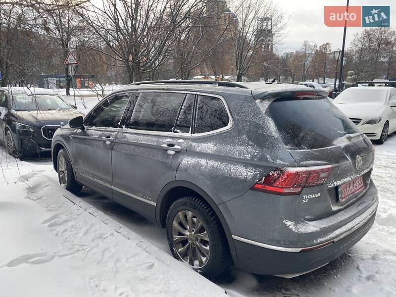 Внедорожник / Кроссовер Volkswagen Tiguan 2018 в Луцке