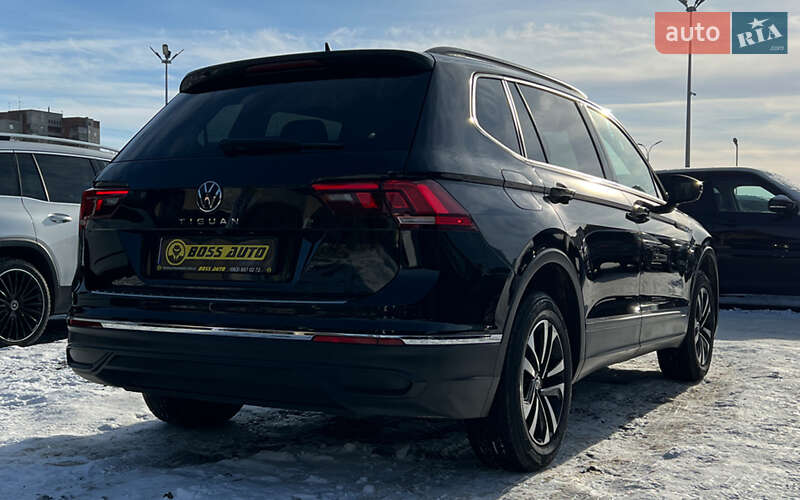 Позашляховик / Кросовер Volkswagen Tiguan 2021 в Львові