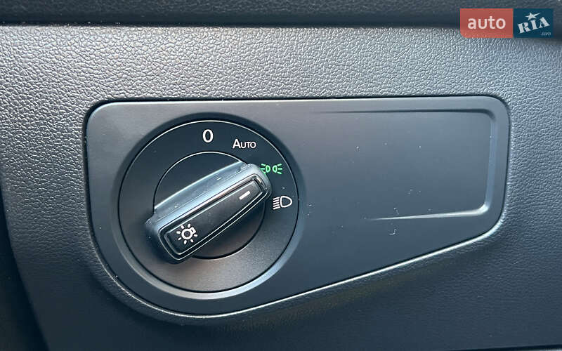 Позашляховик / Кросовер Volkswagen Tiguan 2021 в Львові