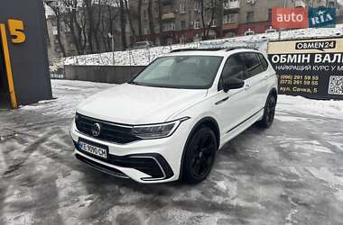 Внедорожник / Кроссовер Volkswagen Tiguan 2023 в Каменском