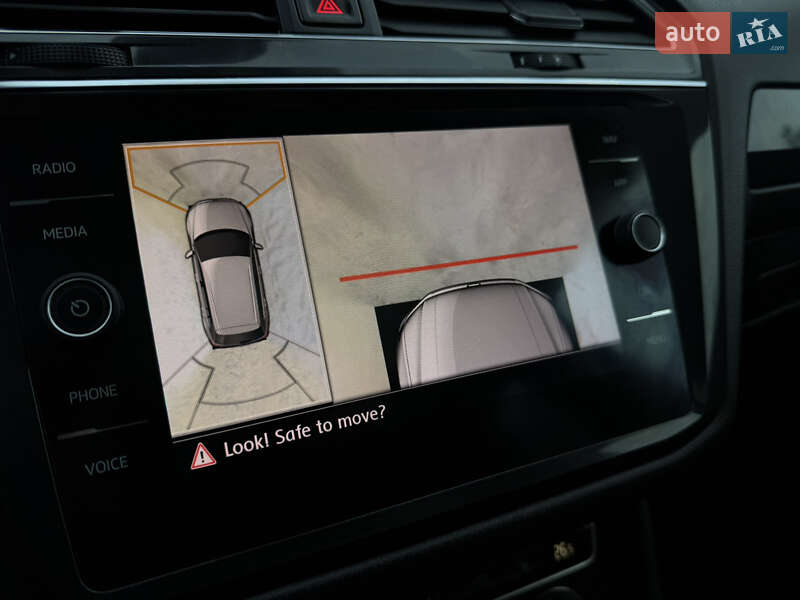 Внедорожник / Кроссовер Volkswagen Tiguan 2018 в Харькове