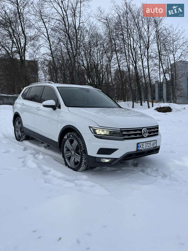 Внедорожник / Кроссовер Volkswagen Tiguan 2019 в Днепре