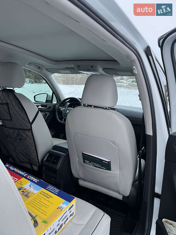 Внедорожник / Кроссовер Volkswagen Tiguan 2019 в Днепре