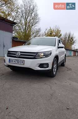 Внедорожник / Кроссовер Volkswagen Tiguan 2012 в Харькове