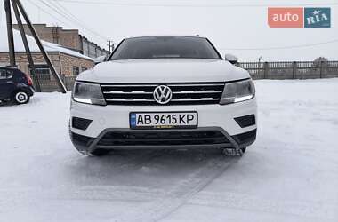Внедорожник / Кроссовер Volkswagen Tiguan 2018 в Ильинцах