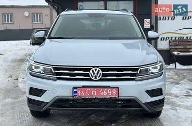 Внедорожник / Кроссовер Volkswagen Tiguan 2018 в Львове