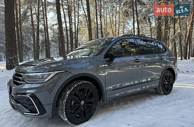 Внедорожник / Кроссовер Volkswagen Tiguan 2022 в Сумах