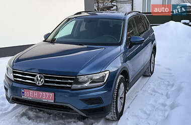 Внедорожник / Кроссовер Volkswagen Tiguan 2018 в Владимире