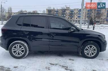 Позашляховик / Кросовер Volkswagen Tiguan 2017 в Харкові