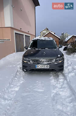 Внедорожник / Кроссовер Volkswagen Tiguan 2020 в Львове