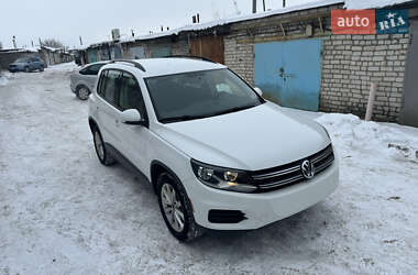 Внедорожник / Кроссовер Volkswagen Tiguan 2017 в Павлограде