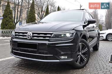 Внедорожник / Кроссовер Volkswagen Tiguan 2020 в Одессе