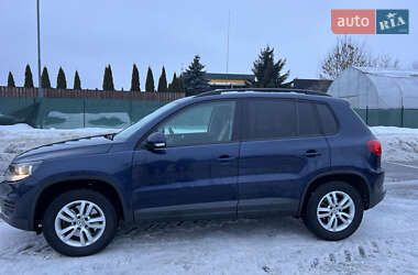 Внедорожник / Кроссовер Volkswagen Tiguan 2016 в Львове