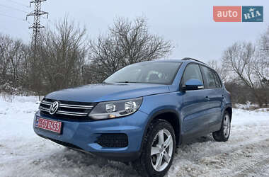 Внедорожник / Кроссовер Volkswagen Tiguan 2017 в Черновцах