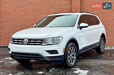 Внедорожник / Кроссовер Volkswagen Tiguan 2018 в Львове