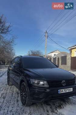 Внедорожник / Кроссовер Volkswagen Tiguan 2019 в Кропивницком