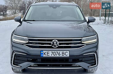 Внедорожник / Кроссовер Volkswagen Tiguan 2024 в Каменском