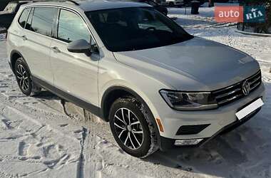 Внедорожник / Кроссовер Volkswagen Tiguan 2021 в Киеве