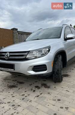 Внедорожник / Кроссовер Volkswagen Tiguan 2017 в Луцке