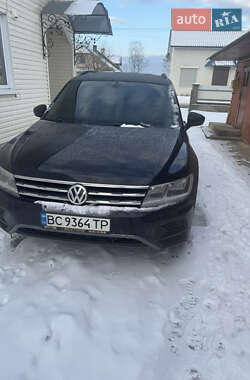Позашляховик / Кросовер Volkswagen Tiguan 2020 в Івано-Франківську