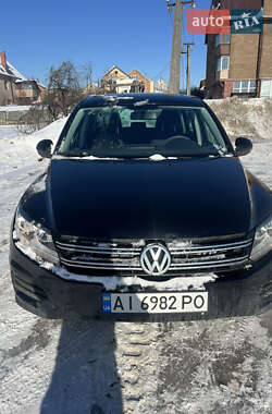 Позашляховик / Кросовер Volkswagen Tiguan 2012 в Києві