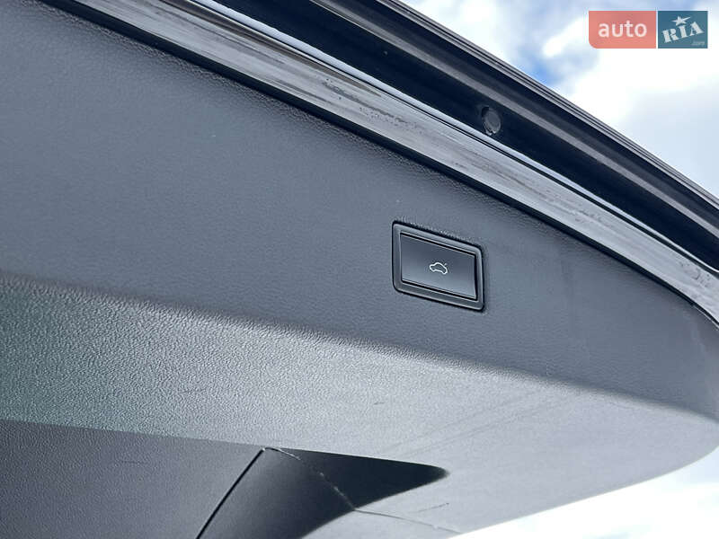 Внедорожник / Кроссовер Volkswagen Tiguan 2019 в Луцке